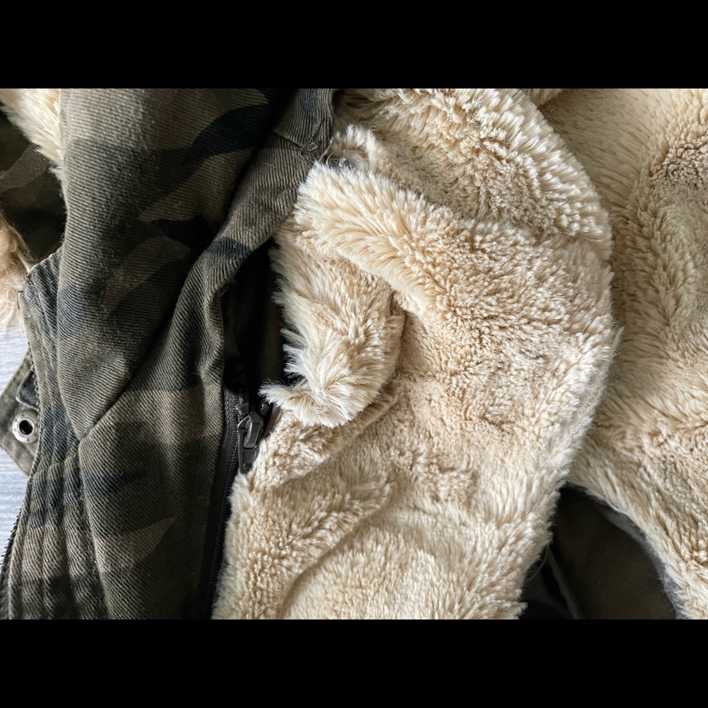 Cozy customizable Express jacket - Picture 7 of 8